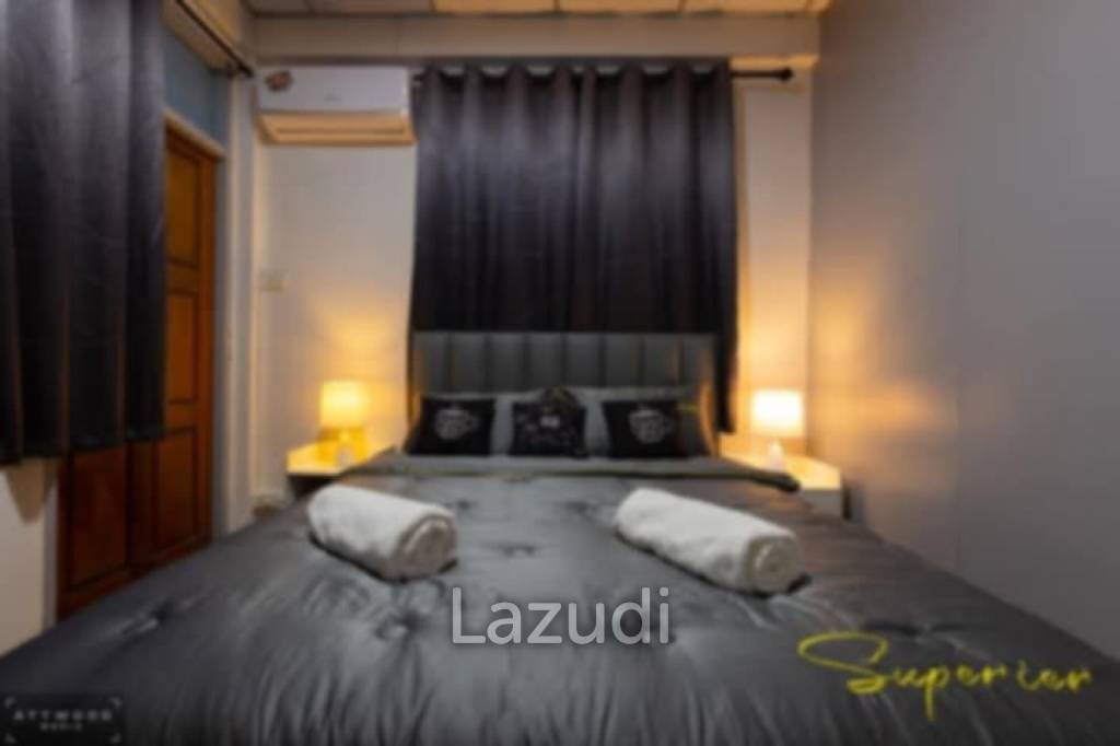 Turnkey Restaurant with Rooftop Apartment – Just 200m from Mae Nam Beach