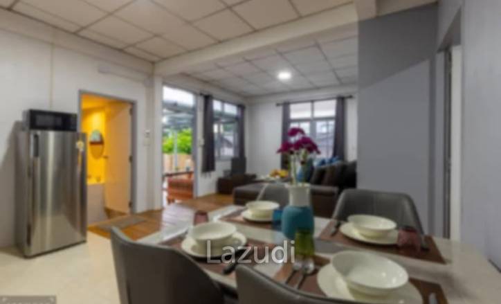 Turnkey Restaurant with Rooftop Apartment – Just 200m from Mae Nam Beach