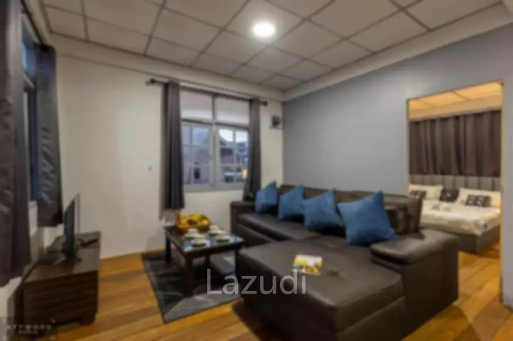 Turnkey Restaurant with Rooftop Apartment – Just 200m from Mae Nam Beach
