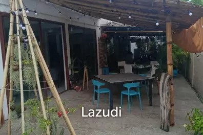 Turnkey Restaurant with Rooftop Apartment – Just 200m from Mae Nam Beach