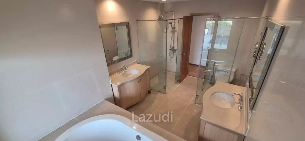3 Bed 4 Bath 370 SQ.M The Empire Place