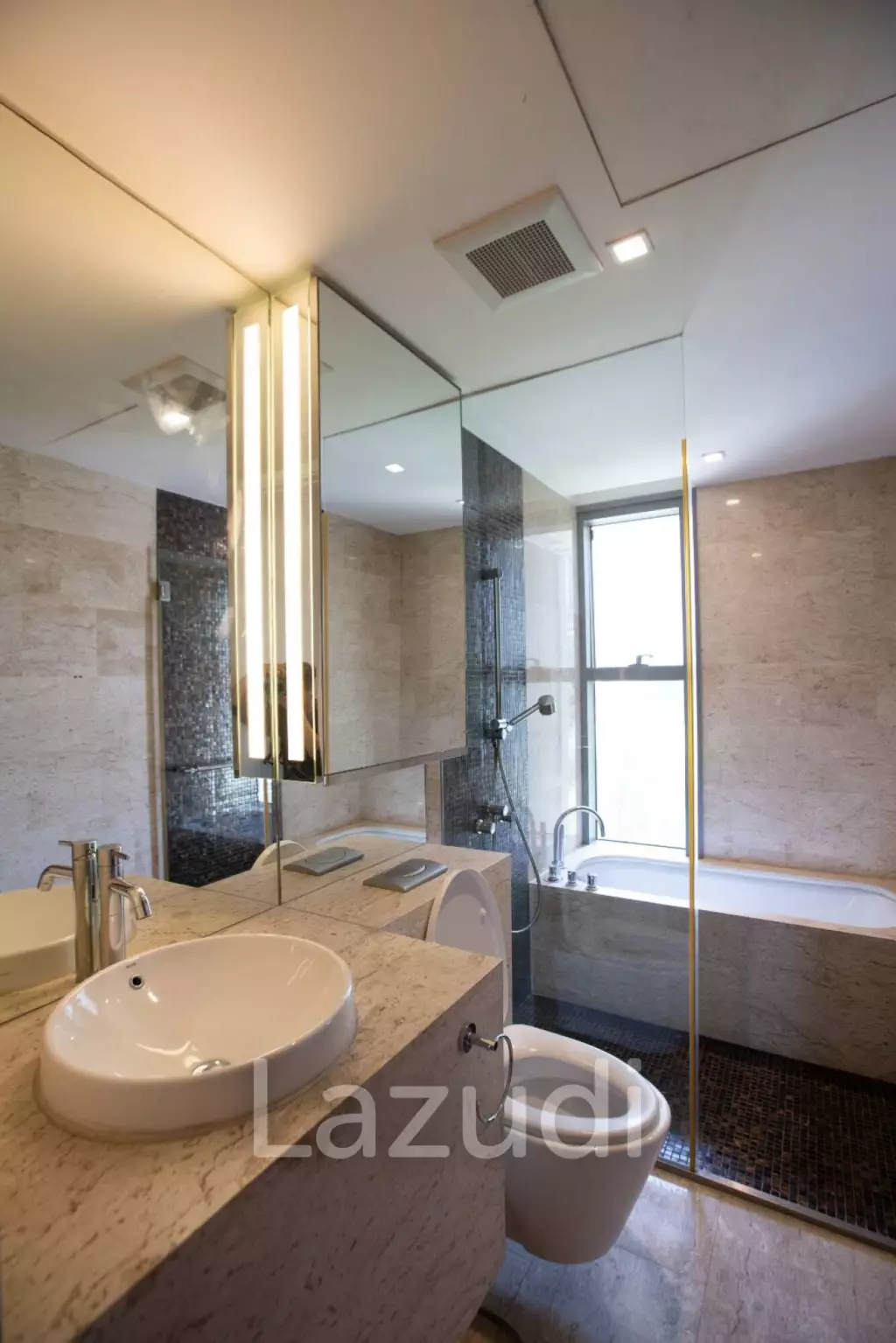4 Bed 5 Bath 558 SQ.M The Pano