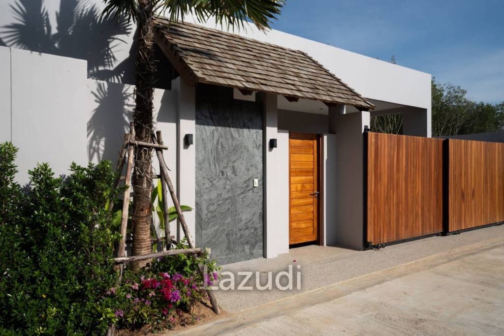 Brand New 3-Bedroom Pool Villa In Pasak, Thalang