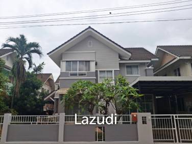 3 Bedrooms 2 Storey House For Rent in Project Near Airport