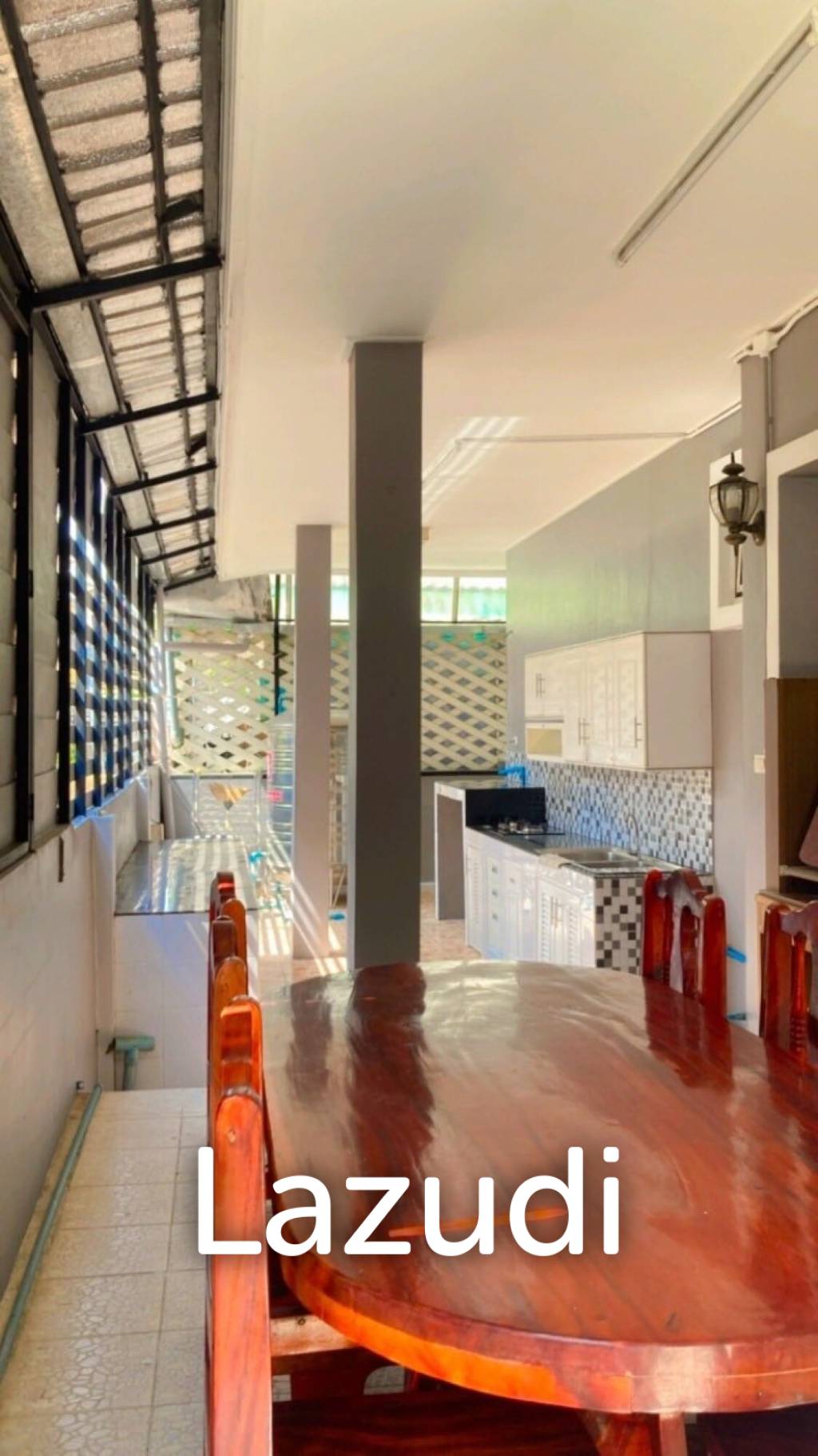 บ้าน 2 ชั้น 3 ห้องนอนให้เช่าในโครงการใกล้สนามบิน เชียงราย