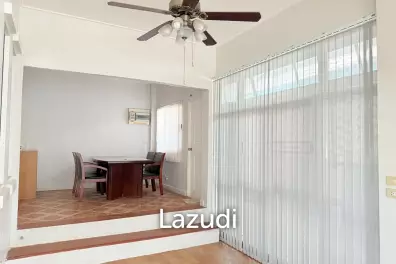 บ้าน 2 ชั้น 3 ห้องนอนให้เช่าในโครงการใกล้สนามบิน เชียงราย