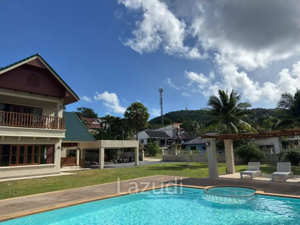 Spacious 5-Bedroom Pool Villa with Panoramic Mountain Views In Chalong