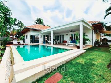 Modern 3 Bed pool villa close to Pineapple Valley golf
