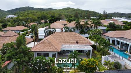Modern 3 Bed pool villa close to Pineapple Valley golf