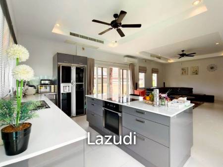 Modern 3 Bed pool villa close to Pineapple Valley golf