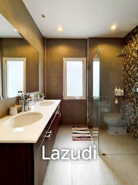 Modern 3 Bed pool villa close to Pineapple Valley golf