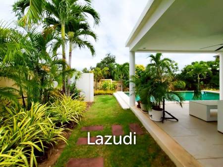 Modern 3 Bed pool villa close to Pineapple Valley golf