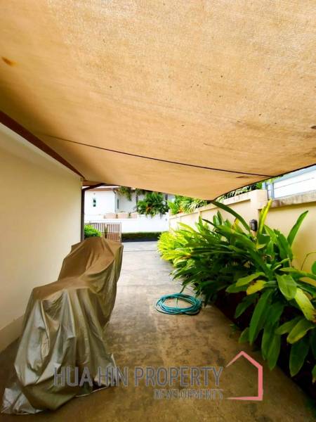 Modern 3 Bed pool villa close to Pineapple Valley golf