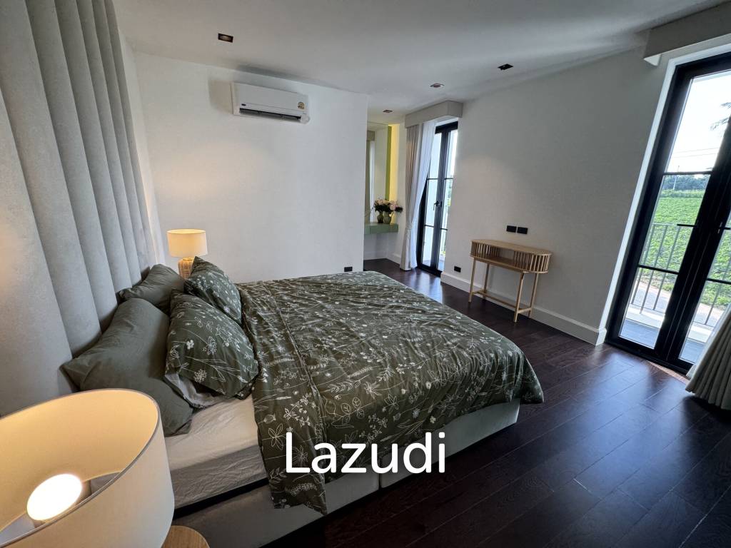 6 Bedrooms 7 Bathrooms 668 SQ.M. Highgrove Villas