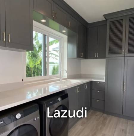 HILLSIDE HAMLET 8  : 3 bed luxury pool villa