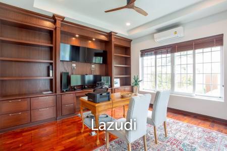 HILLSIDE HAMLET 8  : 3 bed luxury pool villa