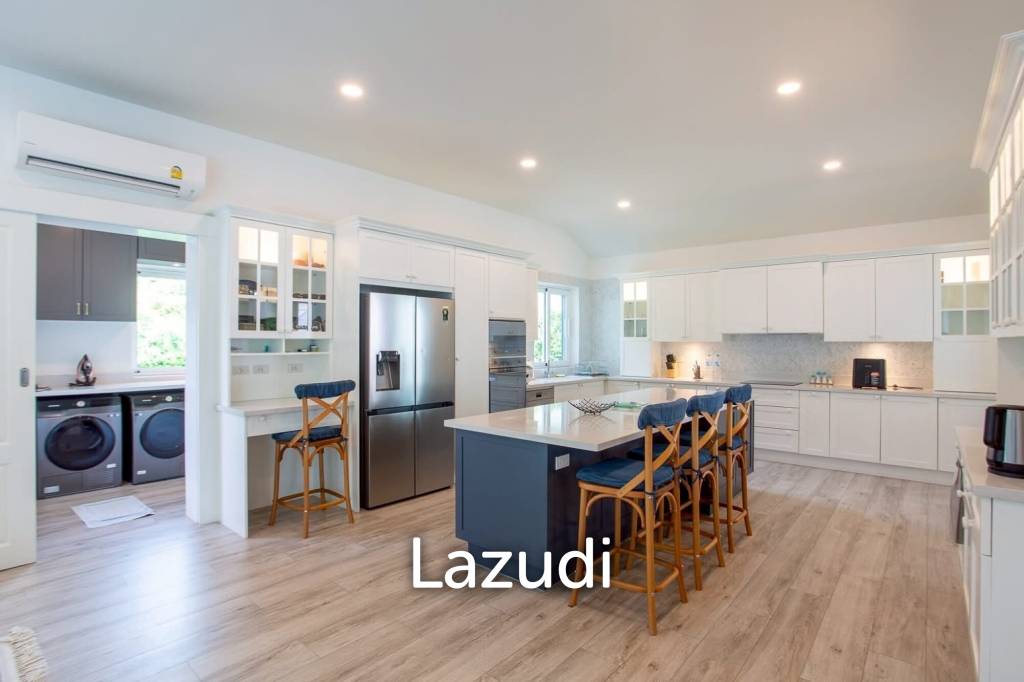 HILLSIDE HAMLET 8  : 3 bed luxury pool villa