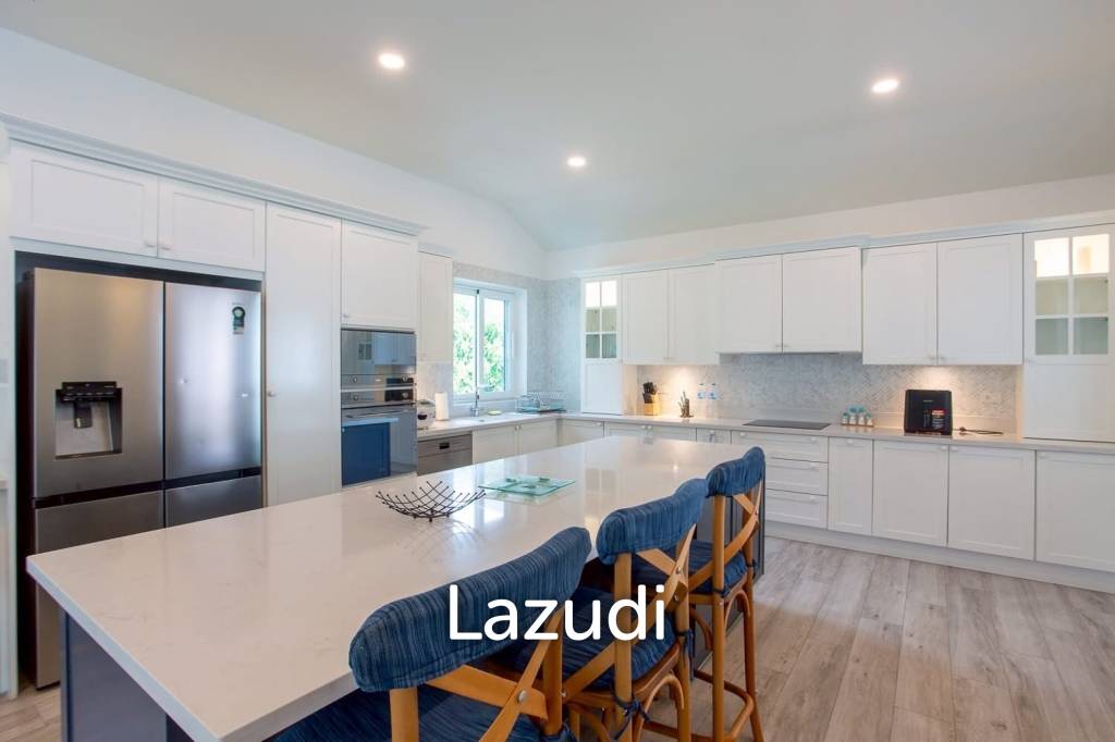 HILLSIDE HAMLET 8  : 3 bed luxury pool villa