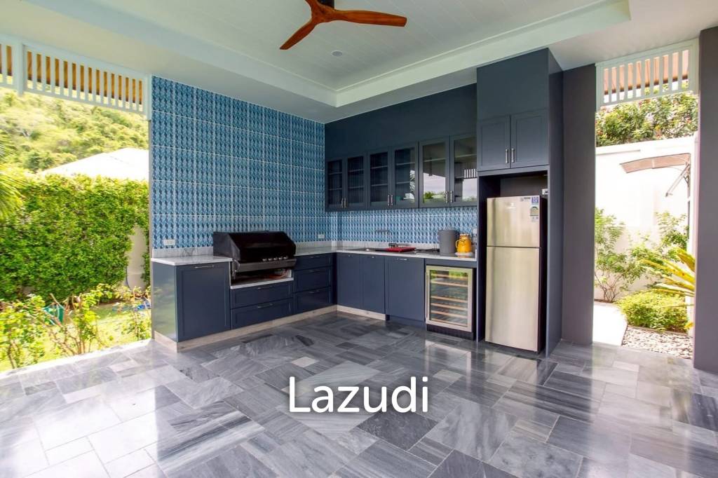 HILLSIDE HAMLET 8  : 3 bed luxury pool villa