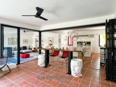 CASA DANG - Spacious 3-Bedroom Condo Just 100 Meters from Khao Takiab Beach