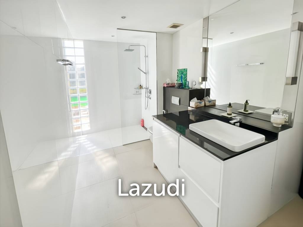 CASA DANG - Spacious 3-Bedroom Condo Just 100 Meters from Khao Takiab Beach