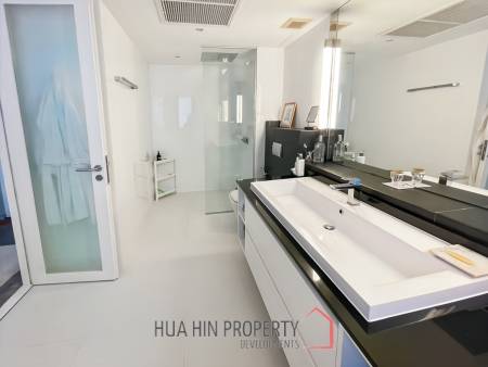 CASA DANG - Spacious 3-Bedroom Condo Just 100 Meters from Khao Takiab Beach