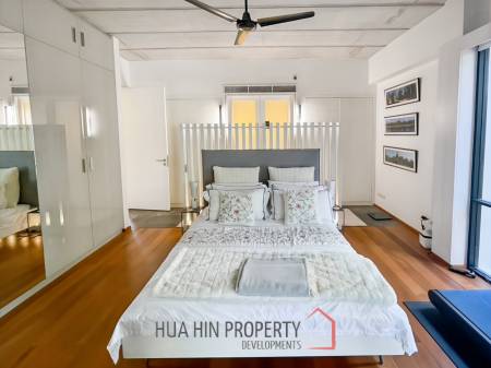 CASA DANG - Spacious 3-Bedroom Condo Just 100 Meters from Khao Takiab Beach