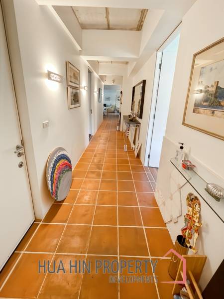CASA DANG - Spacious 3-Bedroom Condo Just 100 Meters from Khao Takiab Beach