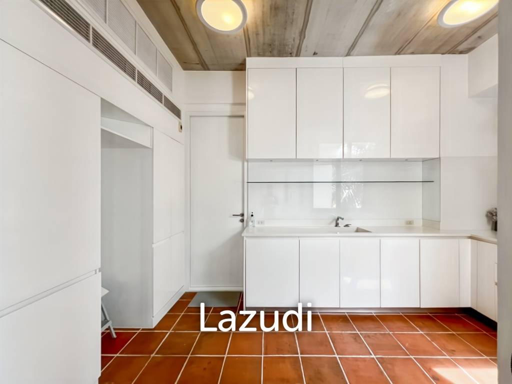 CASA DANG - Spacious 3-Bedroom Condo Just 100 Meters from Khao Takiab Beach