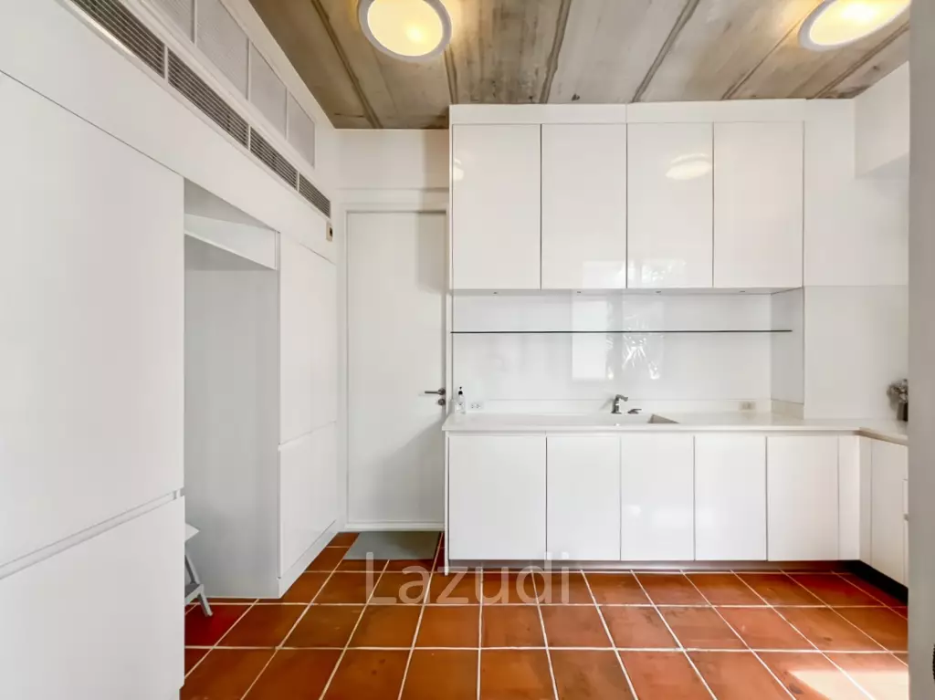 CASA DANG - Spacious 3-Bedroom Condo Just 100 Meters from Khao Takiab Beach
