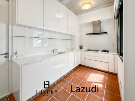 CASA DANG - Spacious 3-Bedroom Condo Just 100 Meters from Khao Takiab Beach