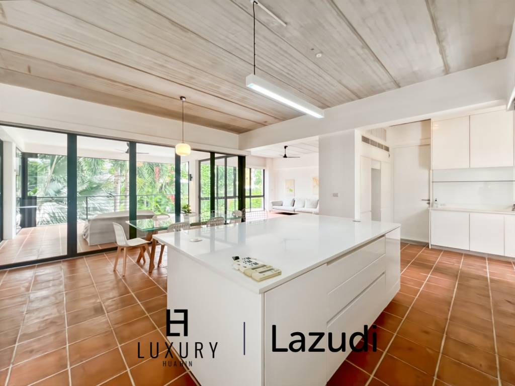 CASA DANG - Spacious 3-Bedroom Condo Just 100 Meters from Khao Takiab Beach