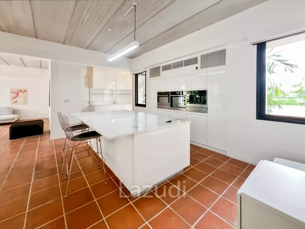 CASA DANG - Spacious 3-Bedroom Condo Just 100 Meters from Khao Takiab Beach