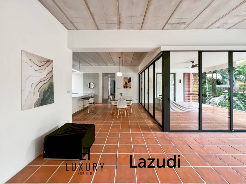 CASA DANG - Spacious 3-Bedroom Condo Just 100 Meters from Khao Takiab Beach