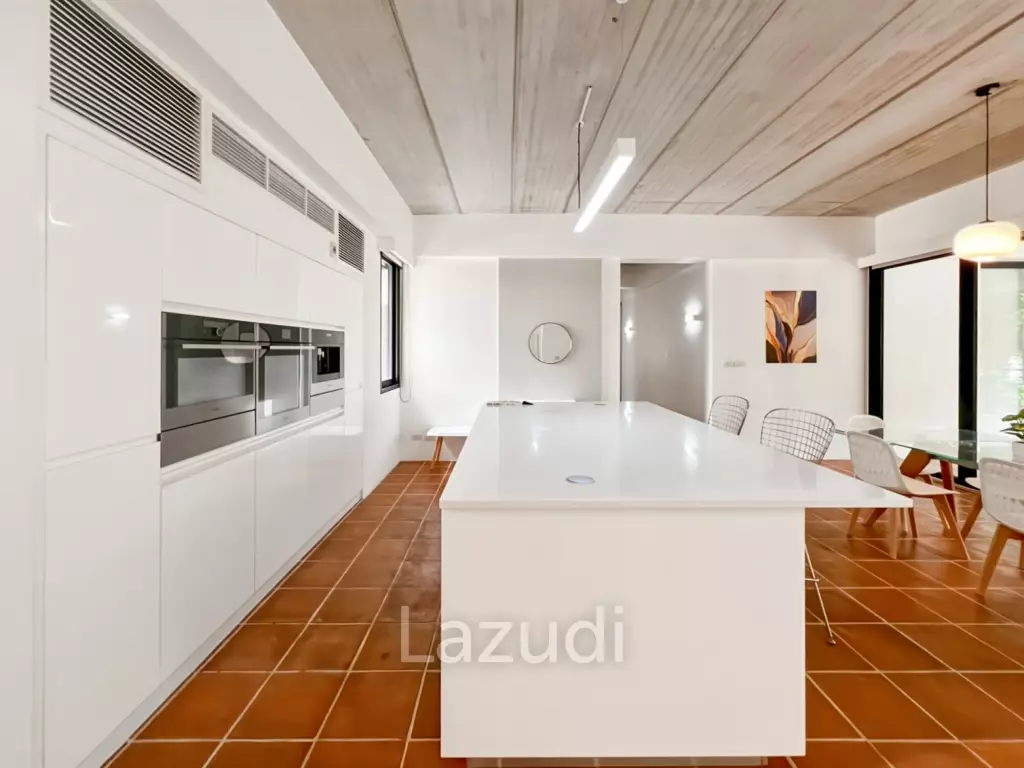 CASA DANG - Spacious 3-Bedroom Condo Just 100 Meters from Khao Takiab Beach