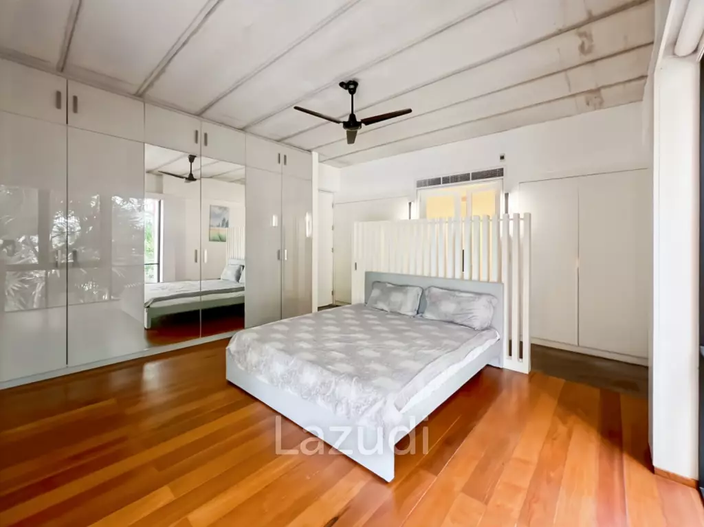 CASA DANG - Spacious 3-Bedroom Condo Just 100 Meters from Khao Takiab Beach