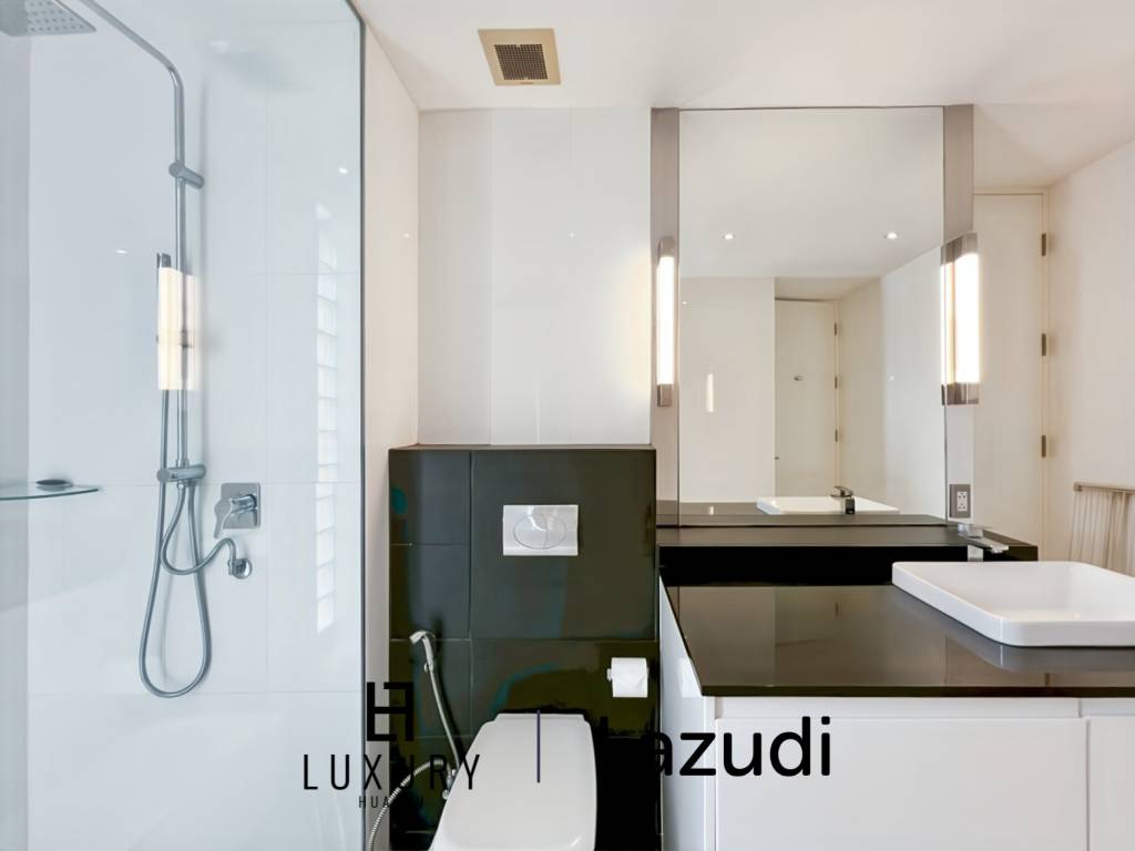 CASA DANG - Spacious 3-Bedroom Condo Just 100 Meters from Khao Takiab Beach