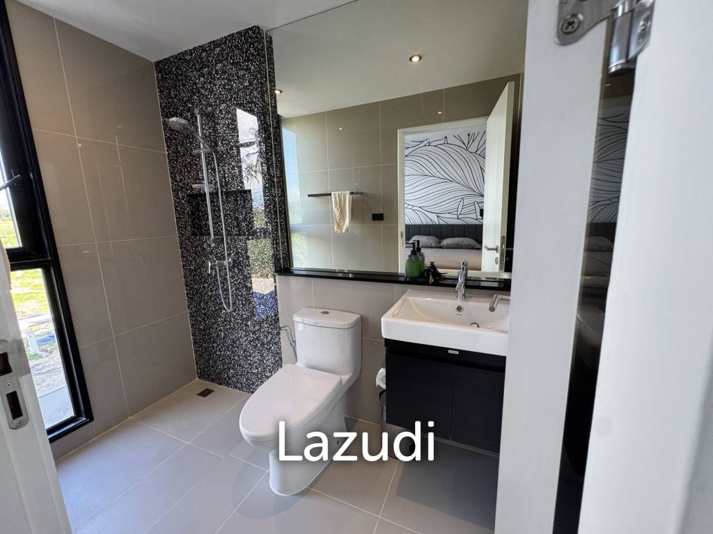 5 Bedrooms 6 Bathrooms 414 SQ.M. Highgrove Villas