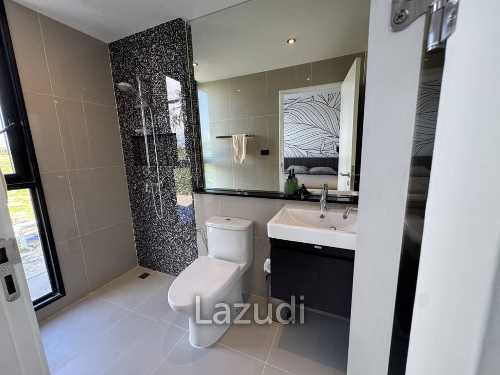 5 Bedrooms 6 Bathrooms 414 SQ.M. Highgrove Villas