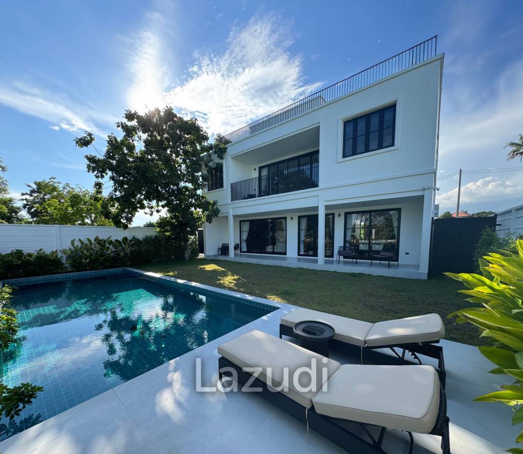 5 Bedrooms 6 Bathrooms 489 SQ.M. Highgrove Villas