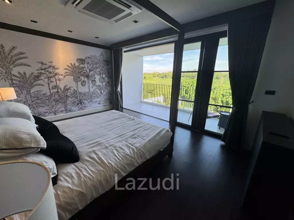5 Bedrooms 6 Bathrooms 489 SQ.M. Highgrove Villas