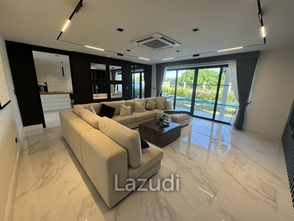 5 Bedrooms 6 Bathrooms 489 SQ.M. Highgrove Villas