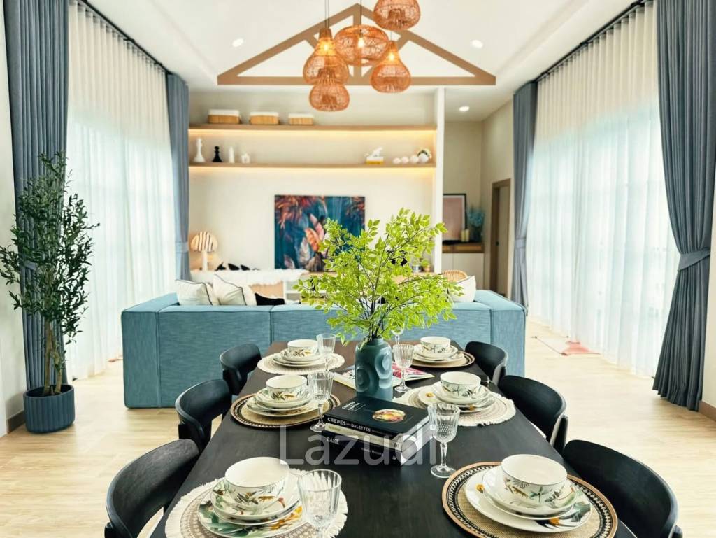 3 Bedrooms 4 Bathroom 170 SQ.M. Parkside Pool Villa