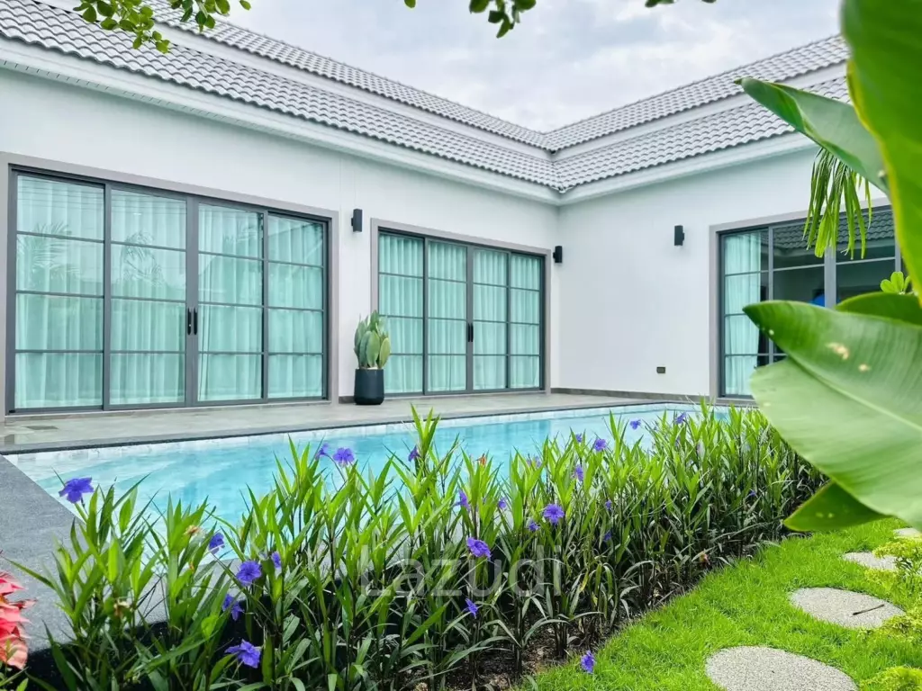 3 Bedrooms 4 Bathroom 170 SQ.M. Parkside Pool Villa
