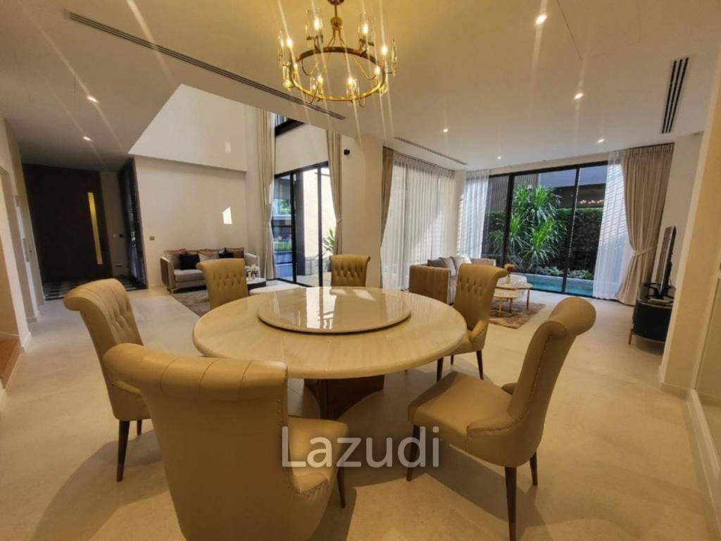 4bed 5bath maid room  552Sqm for rent at BuGaan Rama9 - Mengjai