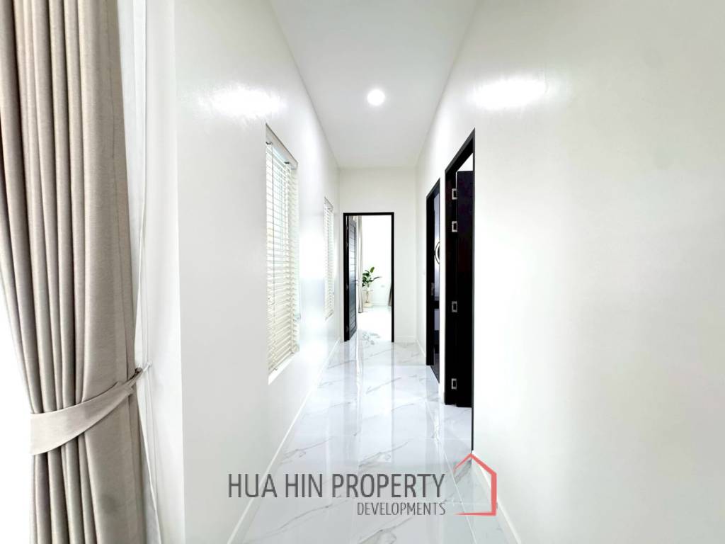Modern 3 Bedroom Villa with Pool in Thap Tai, Hua Hin