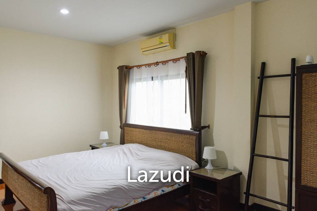 Nice 3 Bed villa with shared Pool