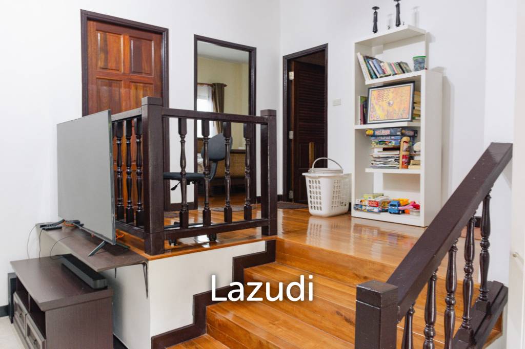 Nice 3 Bed villa with shared Pool