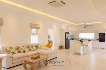 New 3 bed pool villa on a large corner plot