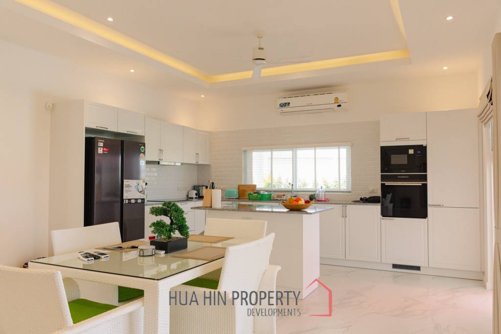 New 3 bed pool villa on a large corner plot